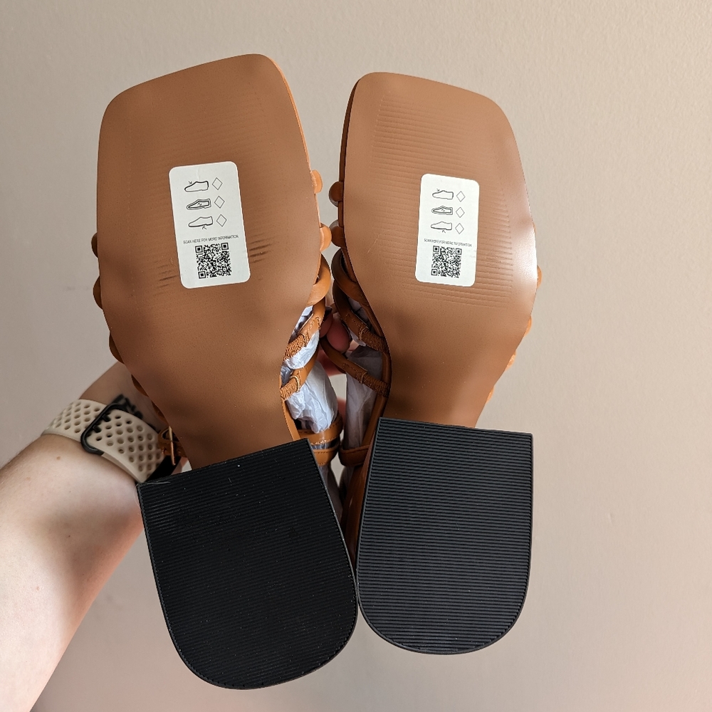 NWT ASOS tan faux leather chunky block heel strappy Husk square toe sandals - Picture 3 of 6